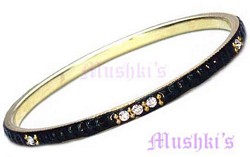 Lac Bangle - click here for large view
